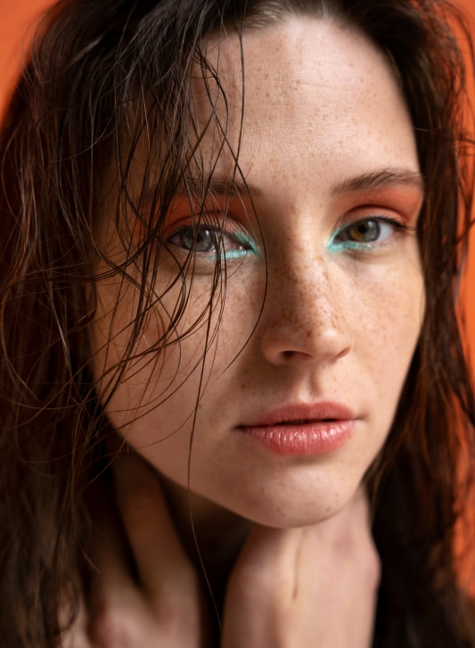 makeup-image-min